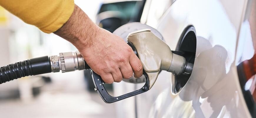 Что происходит с ценами на бензин и ждать ли дефицит топлива в РФ? - 1
